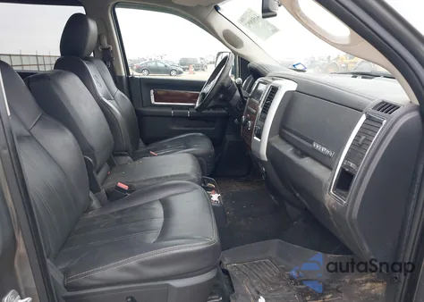 2011 Dodge Ram 1500 z USA, uszkodzony, nr VIN 1D7RB1CT0BS611219